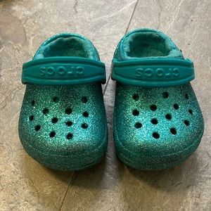 Teal glitter classic lined clog c4